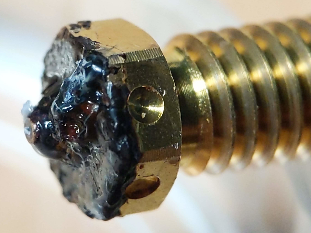 Dirty brass nozzle